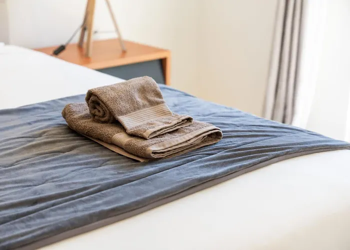 Casa Solway Algarve Escape With Garden & Terrace * Portimão