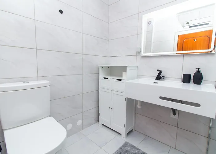 Casa Solway Algarve Escape With Garden & Terrace Portimão