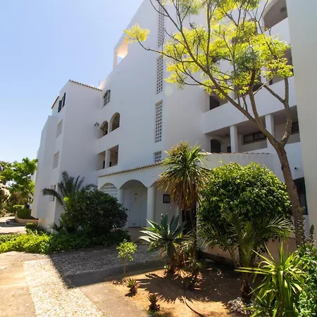 Casa Solway Algarve Escape With Garden & Terrace