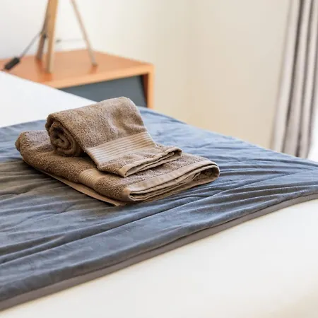 Casa Solway Algarve Escape With Garden & Terrace * ポルティマン
