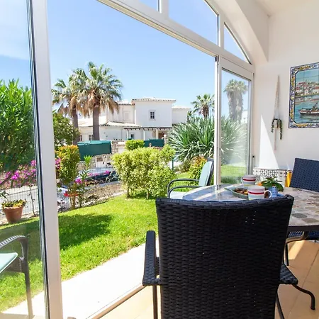 Casa Solway Algarve Escape With Garden & Terrace بورتيماو
